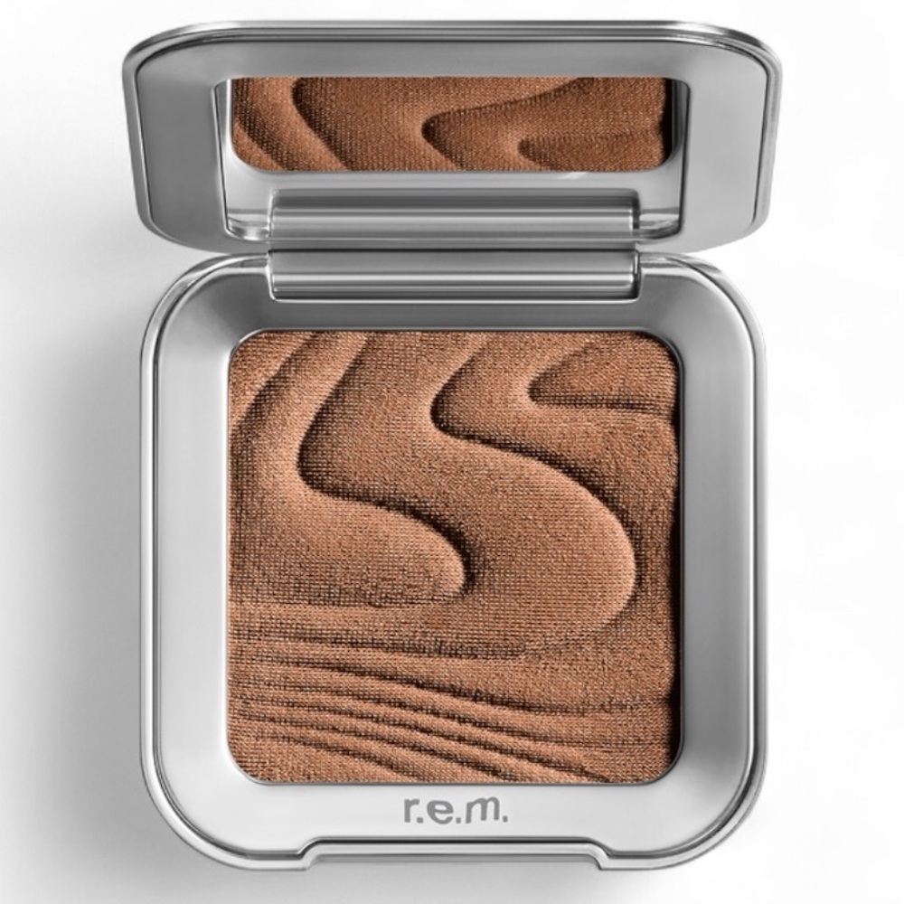R.E.M. Beauty satin matte bronzer BLAZED new in box